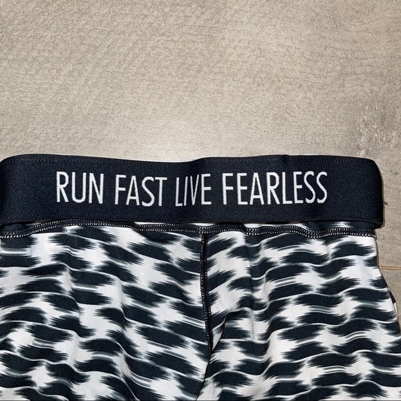 NIKE Run Fast Live Fearless Dri-Fit Leggings XS - Picture 7 of 8